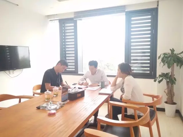 熱烈祝賀哈密伊州王總簽約創(chuàng)綠家！