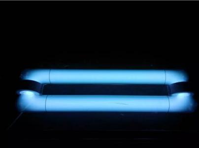 專業(yè)和非專業(yè)有啥區(qū)別？“三無”除甲醛公司致一家三口灼傷眼睛