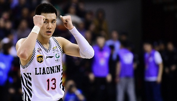 CBA***得分手發(fā)高燒吸氧0得分 教練：賓館房間新裝修，甲醛中毒導(dǎo)致的！