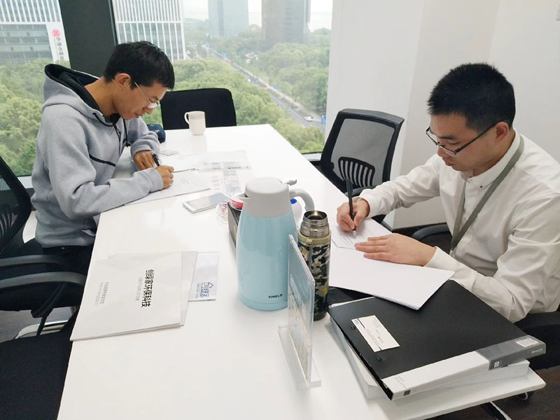 熱烈祝賀曹總簽約創(chuàng)綠家渭南市區(qū)級代理！