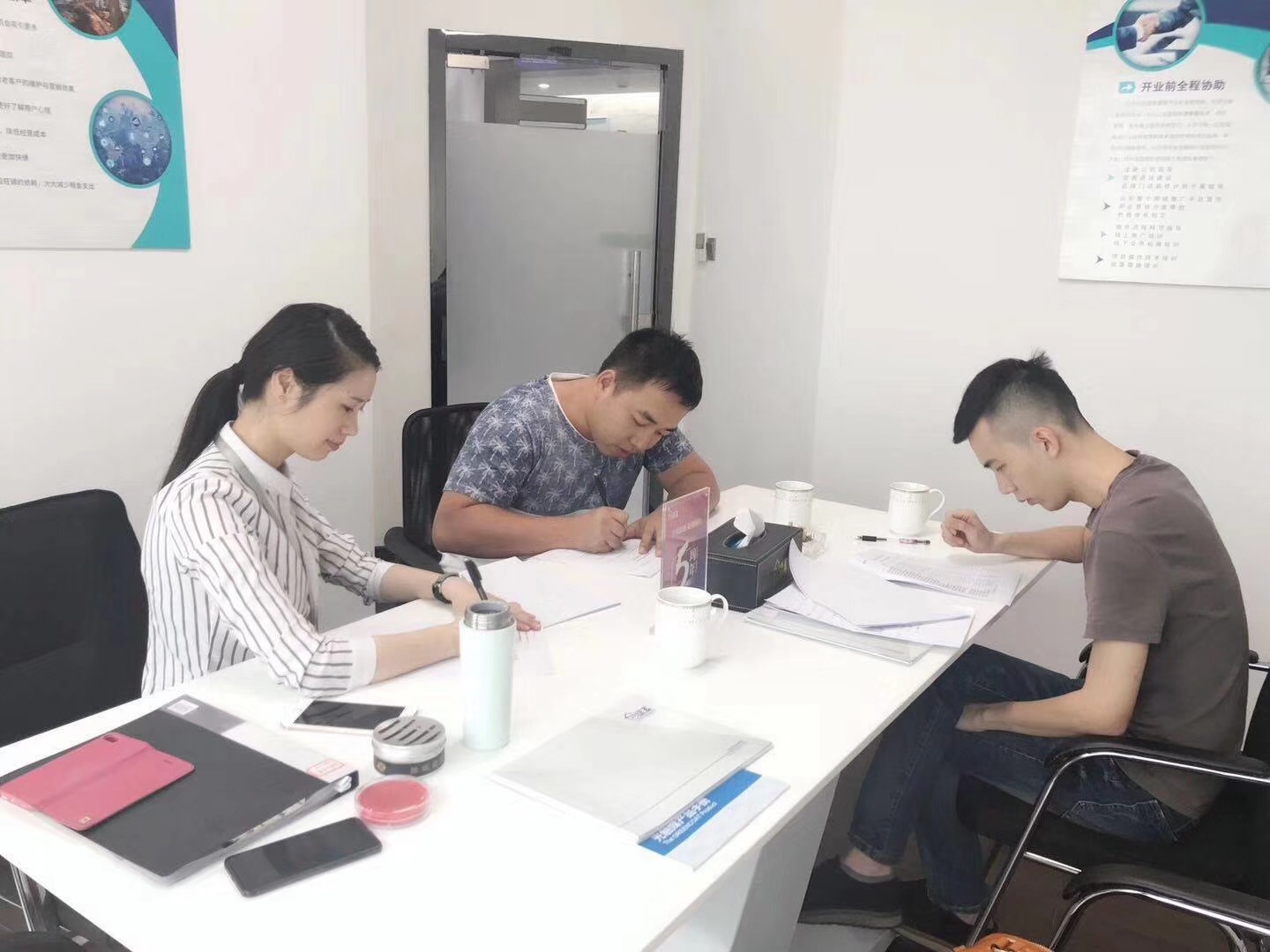 熱烈祝賀林總簽約創(chuàng)綠家汕頭市區(qū)級(jí)代理！