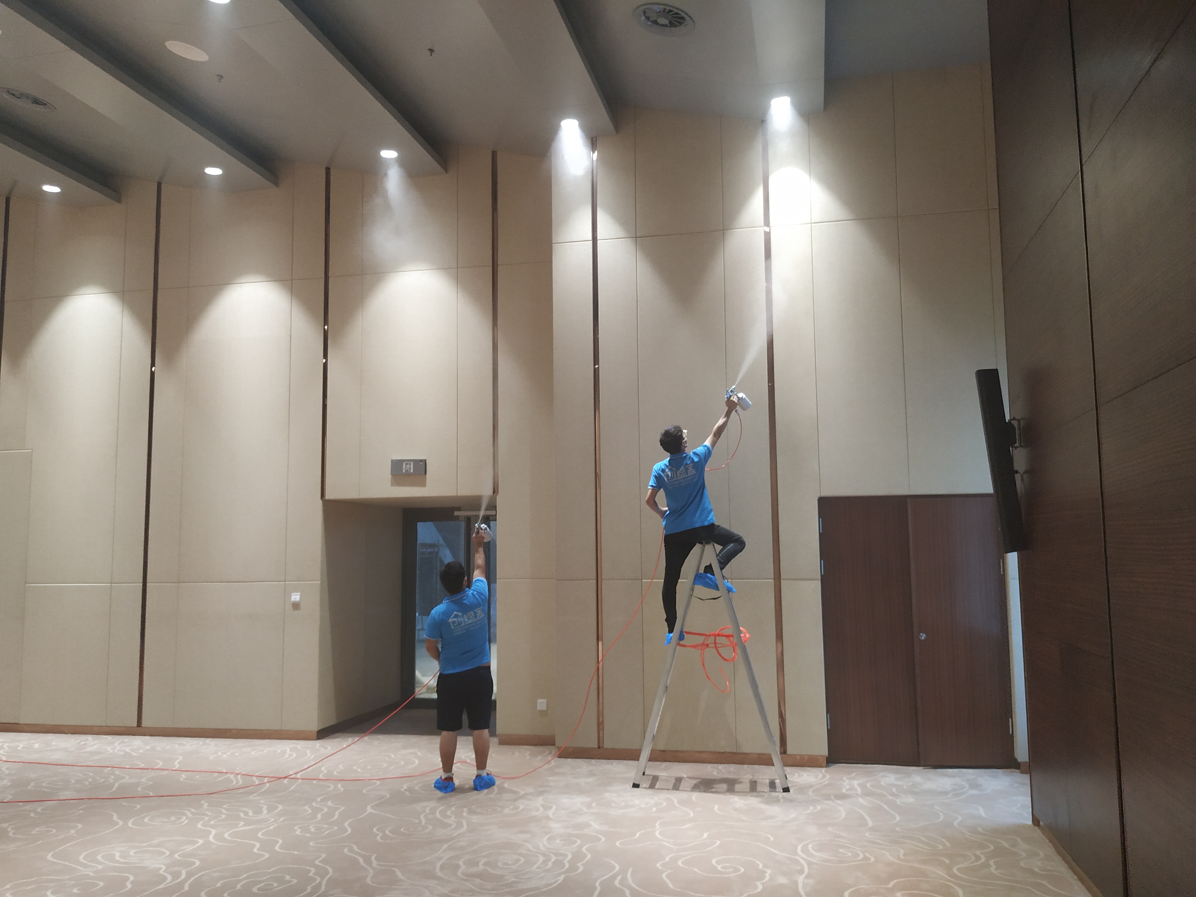 創(chuàng)綠家環(huán)保助力石家莊國(guó)際會(huì)展中心成為中國(guó)***“綠色三星”會(huì)展中心！