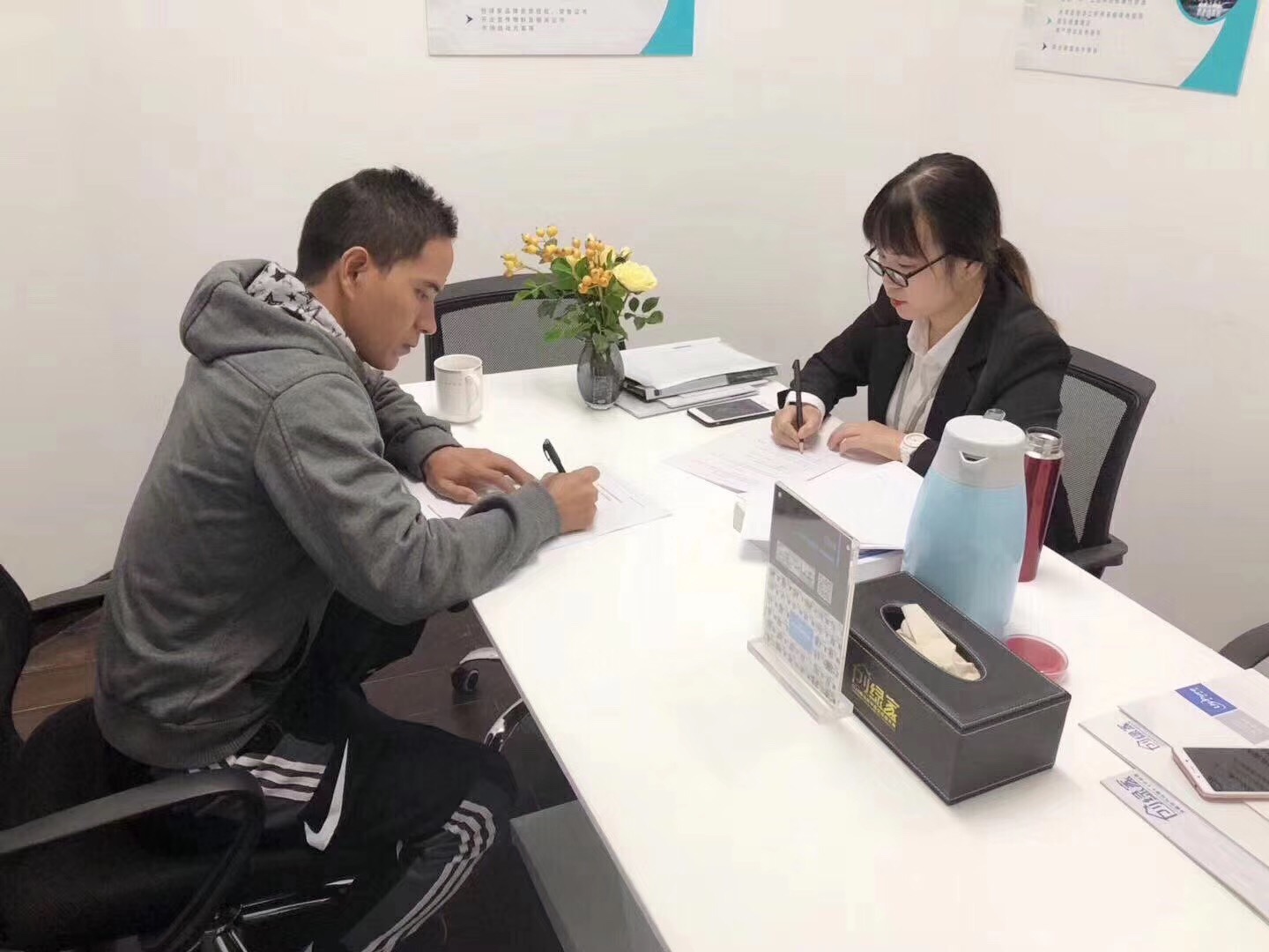 熱烈祝賀陳總簽約創(chuàng)綠家河南省縣級(jí)市代理！