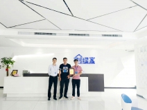 熱烈祝賀胡總、王總團(tuán)隊(duì)簽約創(chuàng)綠家上饒市縣級(jí)代理！